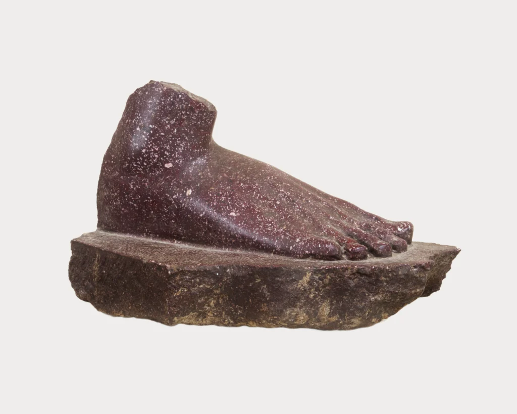 Frammento scultoreo raffigurante un piede