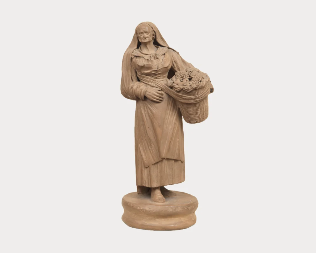 Scultura raffigurante una pescivendola